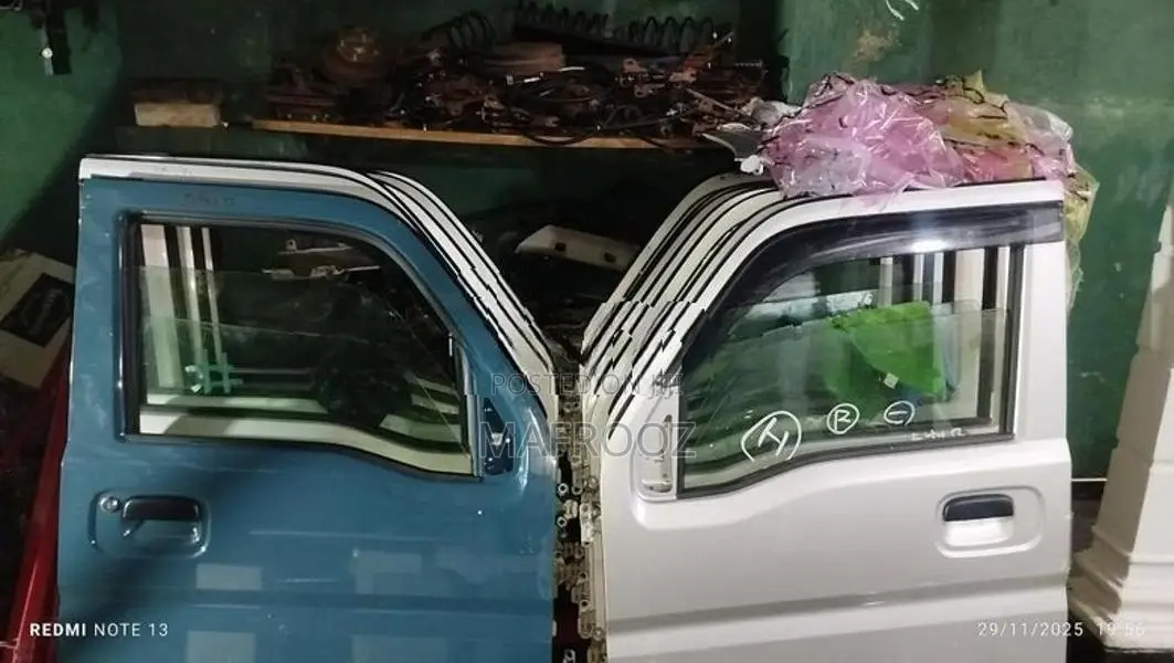 Suzuki Every Da17 Front Door