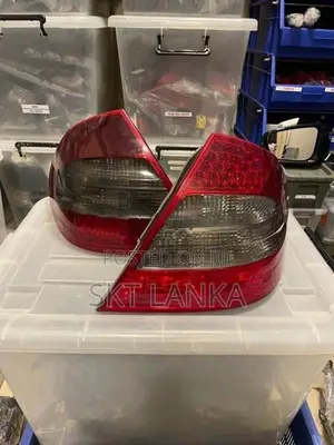 Genuine Mercedes E Class E200 E220 facelift 2007 W211 rear LED lights