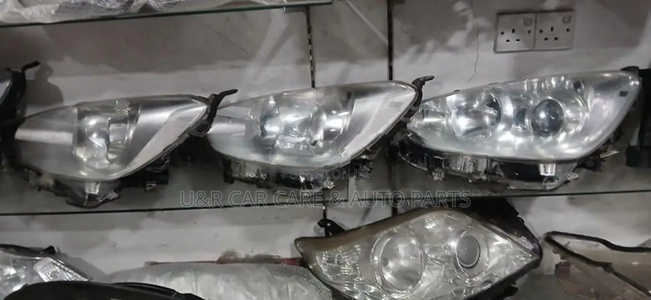 Toyota Aqua Head Light (Repaired )