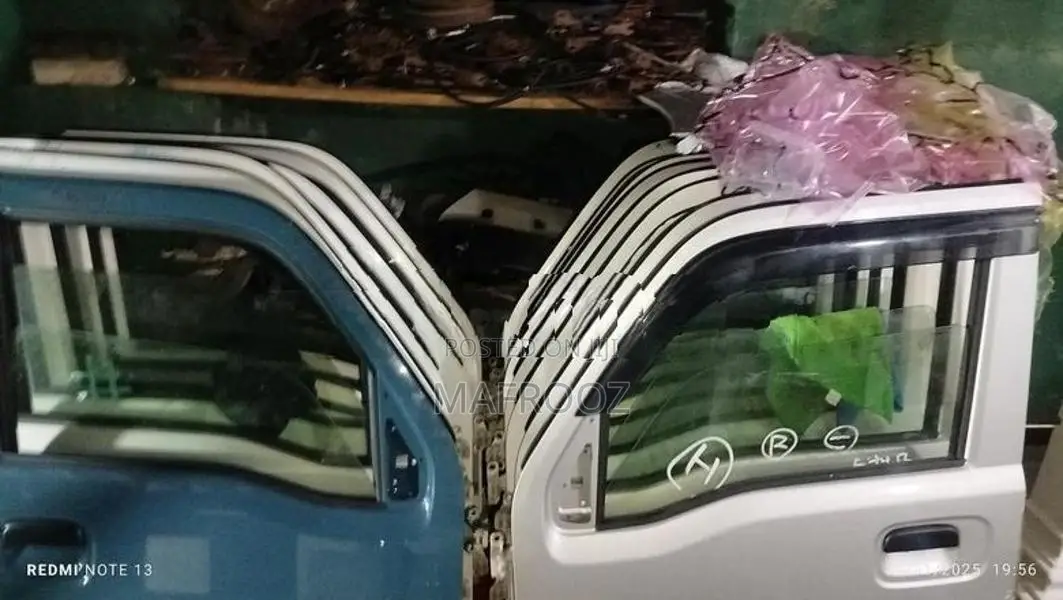 Suzuki Every Da17 Front Door