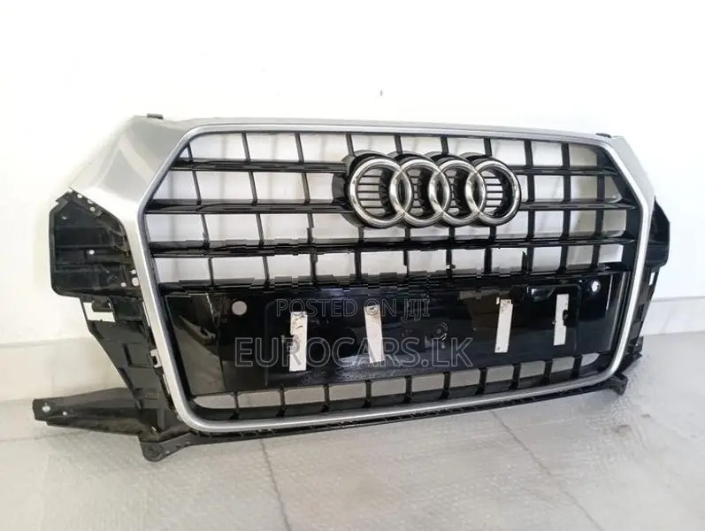 Audi Q3 Shell