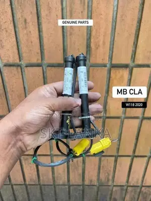 Genuine Mercedes Benz CLA CLA200 AMG 2019 C117 bonnet hinge actuators