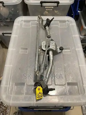 Genuine Audi A3 2017 8V front wiper motor complete A1 A4 A5 A6 A8
