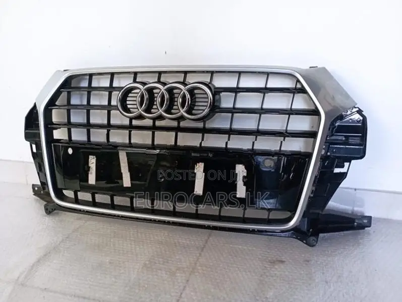 Audi Q3 Shell