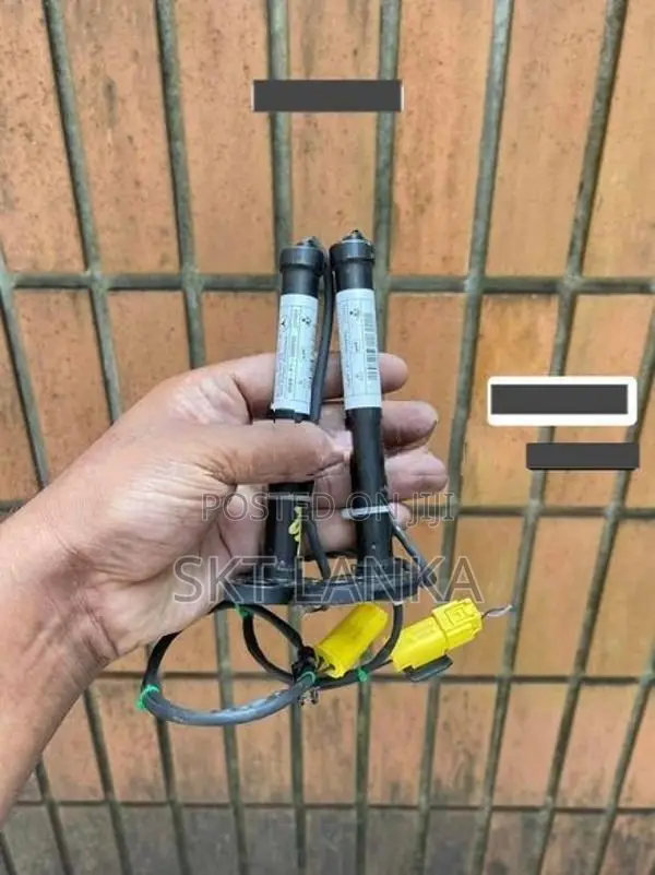Genuine Mercedes Benz CLA CLA200 AMG 2019 C117 bonnet hinge actuators
