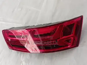 Audi Q7 Tail Lamp