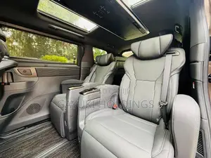 Toyota Alphard 2025 Comfort Plus