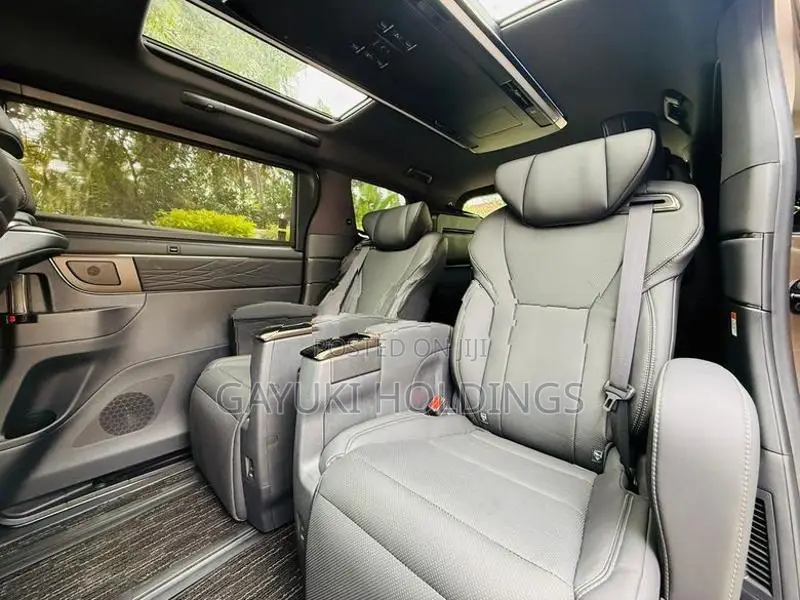 Toyota Alphard 2025 Comfort Plus