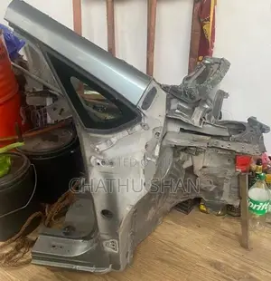 Toyota Prius XW20 Side Cut