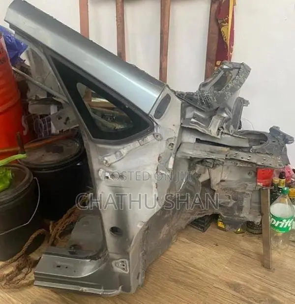 Toyota Prius XW20 Side Cut