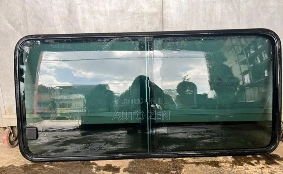 E25 caravan cut glass