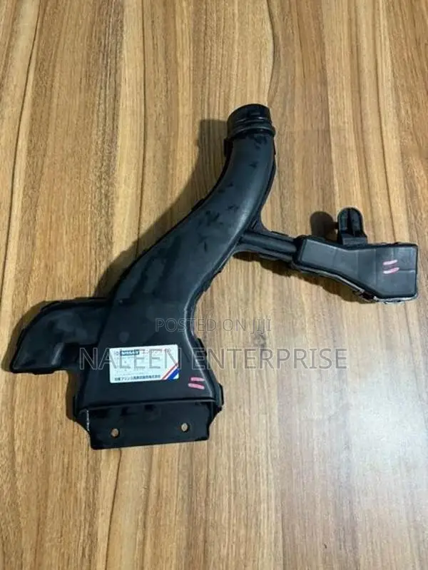 Nissan Tiida Air Intake Hose
