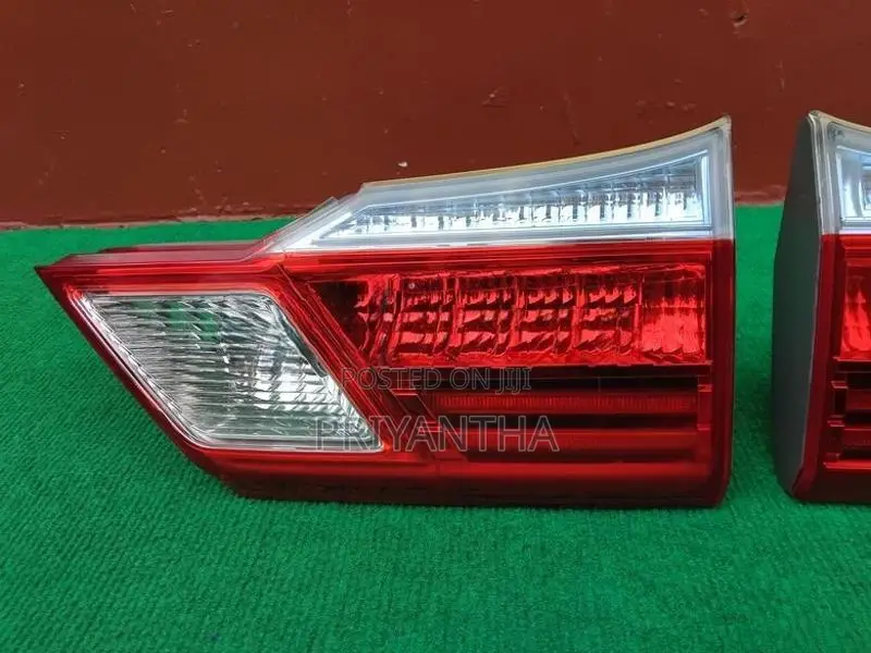 Honda Grace Dicky Garnish Light