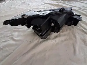 Toyota Yaris Ative 2024 /2025 Head Lamp RH Side