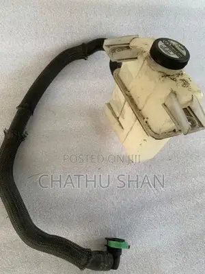 Voxy Noah Esquire Break Fluid Reservoir with Hose