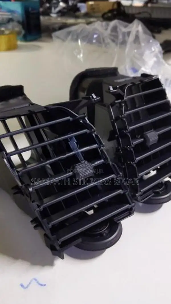 Vigo 2006 Middle (Black) AC Vent 1pcs
