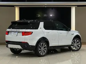 Land Rover Discovery Sport Dynamic HSE P300e 2025