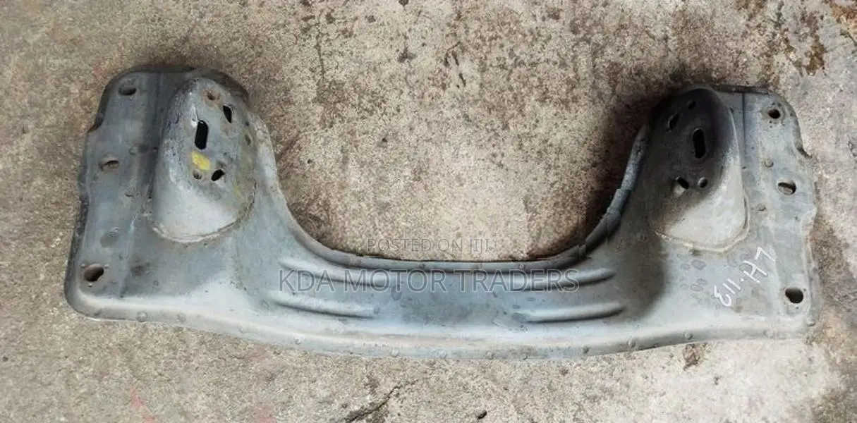 Hiace LH113 Engine Bed