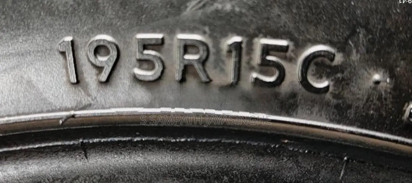 195/15 Dunlop Used Tyre Set