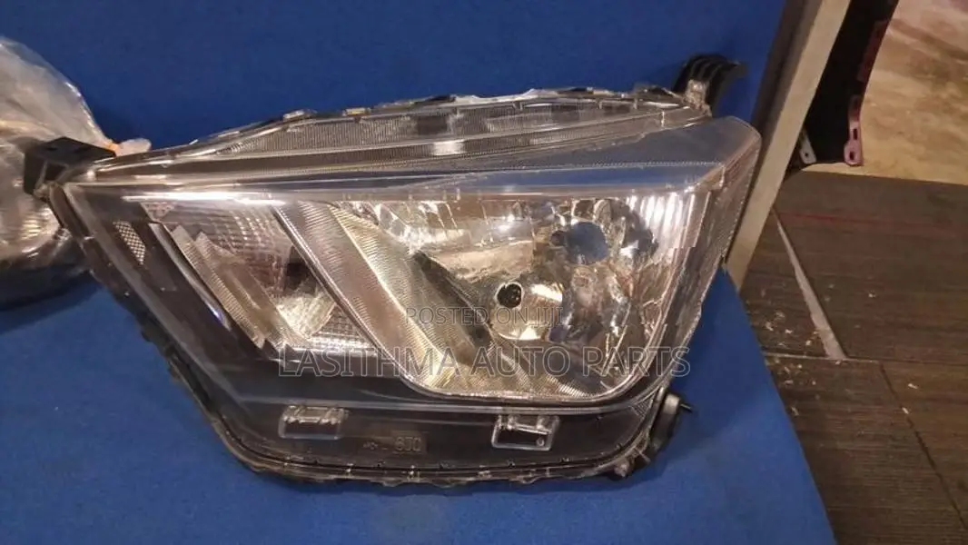 Axia rm 350 Head Lamp