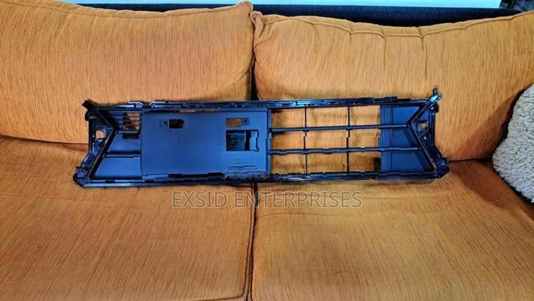 Suzuki Spacia Front Buffer Lower grill (MK94S)