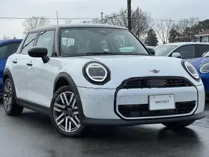 BMW Mini Cooper C – Classic Trim 2025