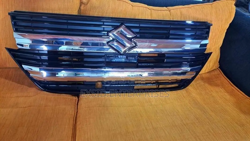 Suzuki Spacia Front Shell (MK94S)