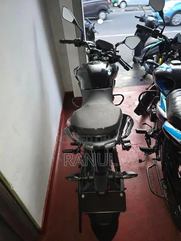 Bajaj Pulsar N160 2025