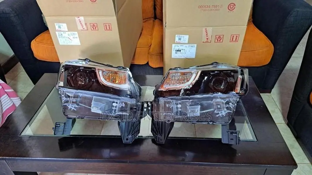Wagon R Headlight.(MH95S-Custom Z)