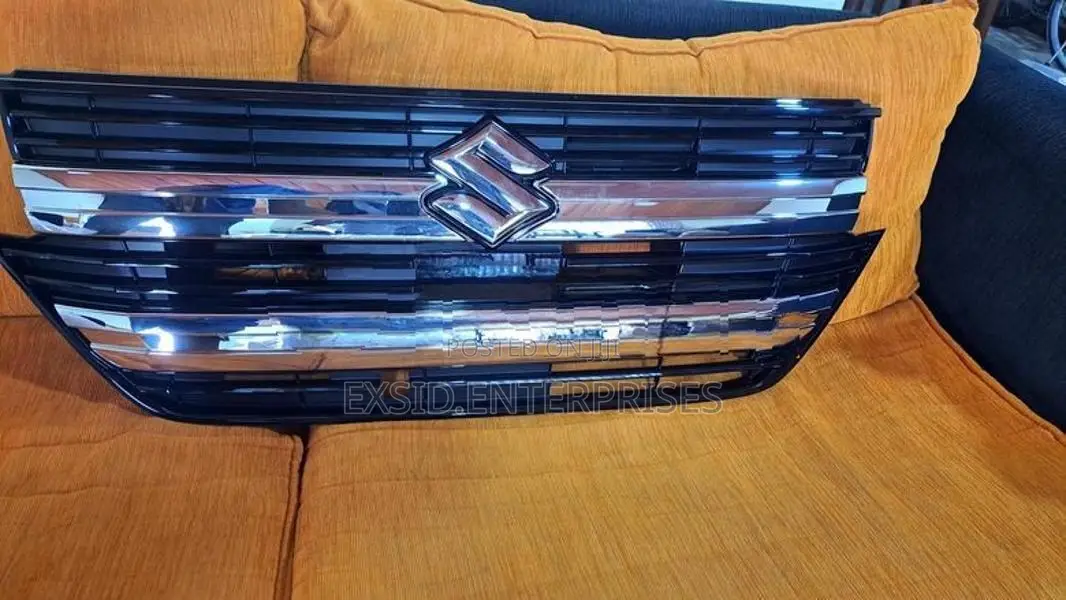 Suzuki Spacia Front Shell (MK94S)