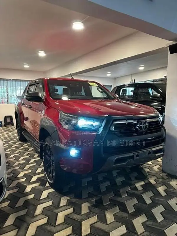 Toyota Hilux Rocco B5 2.8 2025