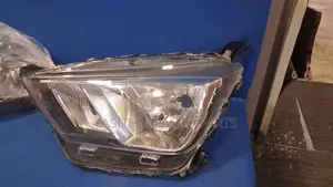 Axia rm 350 Head Lamp