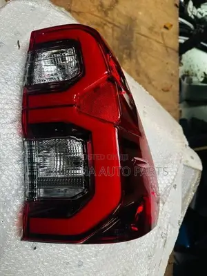 Hilux Reco Tail Lamp