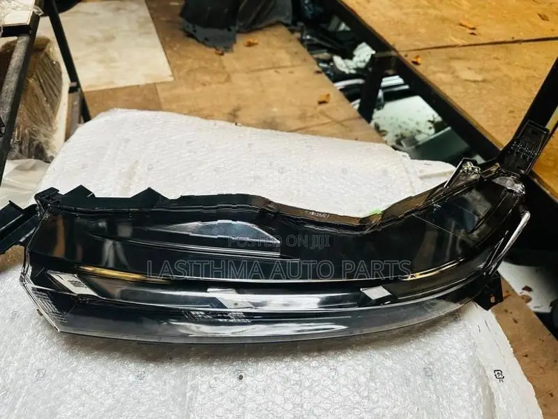 L 200 LED Head Lamp