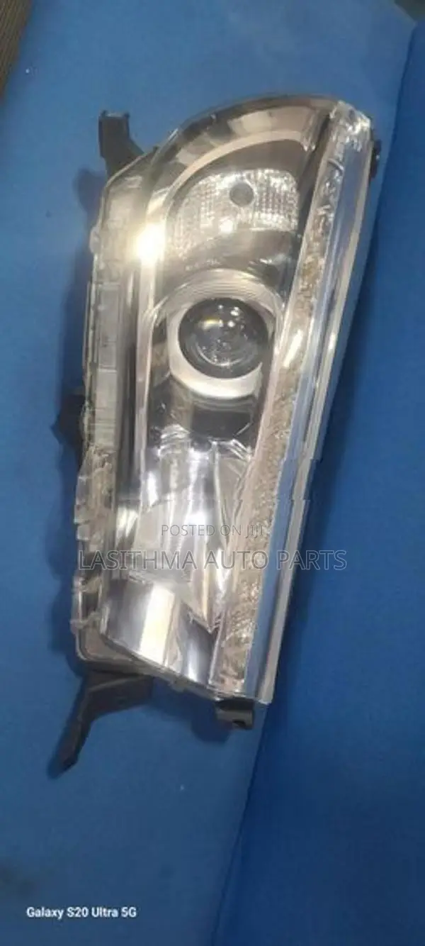 Hilux Revo Xenon Head Lamp