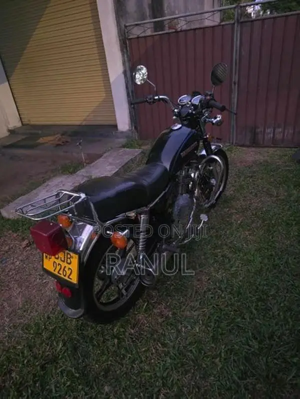 Suzuki GN 125 2024