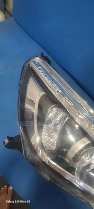 Hilux Revo Xenon Head Lamp