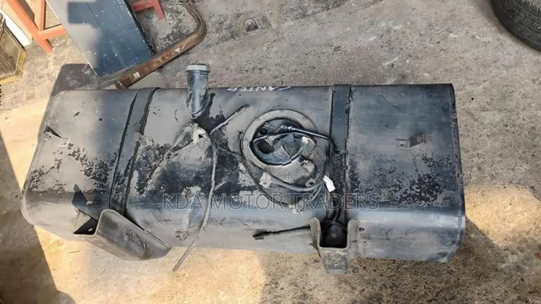 Canter 4P10 Diesel Tank