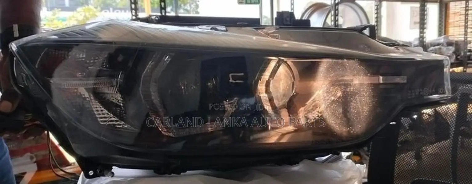 BMW 320 D Head Lamps Used 1 SIDE