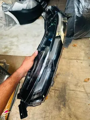 L 200 LED Head Lamp
