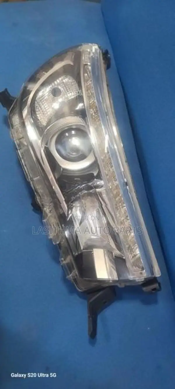 Hilux Revo Xenon Head Lamp