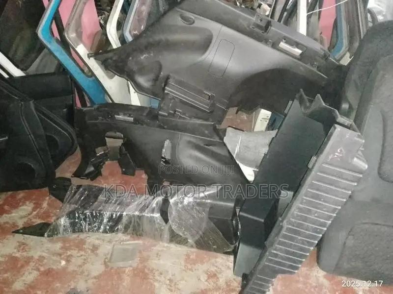 Nissan Wingroad Y12 Interior Parts