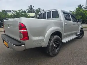 Toyota Hilux 2011
