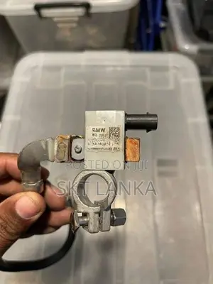Genuine Bmw X5 4.0e Hybrid 2017 F15 Negative Battery Wire Fuse