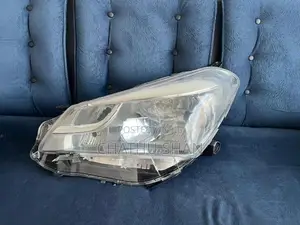 Vitz KSP130 Head Light