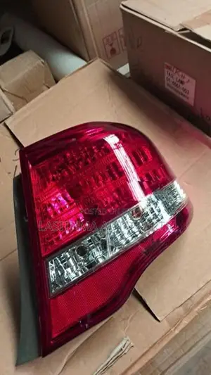 Axio 141 Tail Lamp (white Line)
