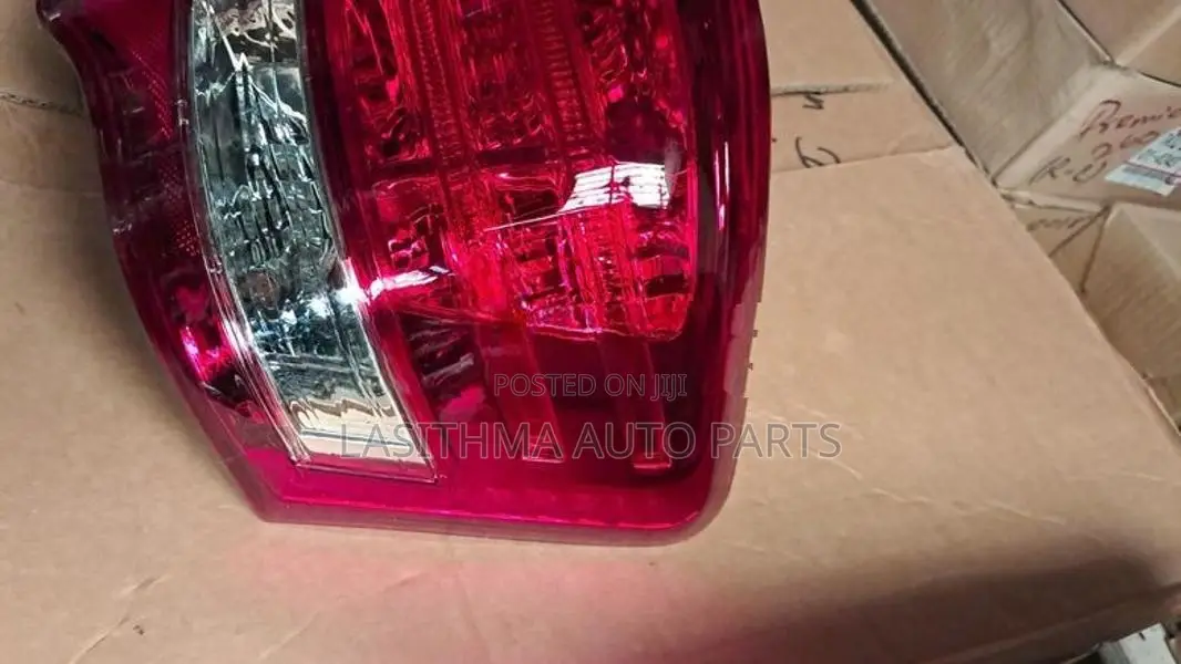 Axio 141 Tail Lamp (white Line)