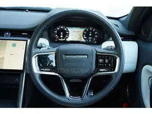 Land Rover Discovery Sport DYNAMIC HSE P300e 2024