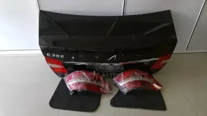 Mercedes Benz E200 W212 Dickey Door