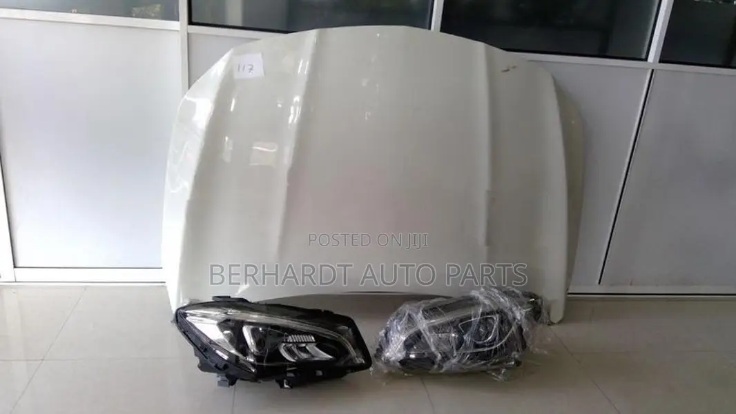 Mercedes Benz CLA Bonnet